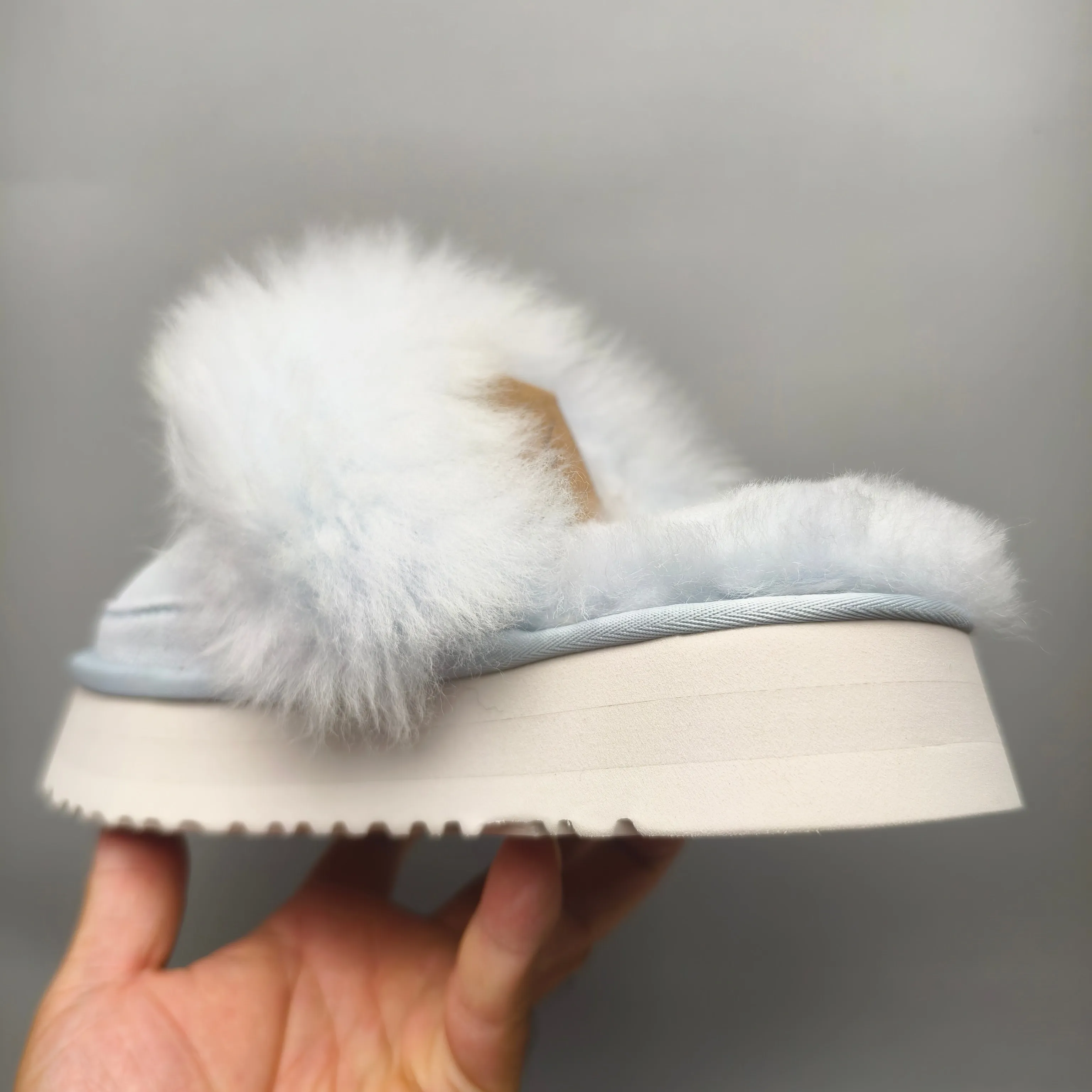 💰520 UGG sheepskin all-in-one snow boots 3930 fur-cuffed slip-ons color: sand, light blue, maroon Size: 35-41